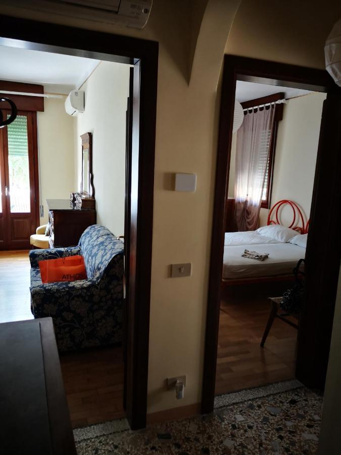 Lido Di Venezia Mare E Cinema Apartment ภายนอก รูปภาพ